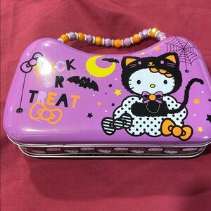 Hello Kitty trick-or-treat metal bag